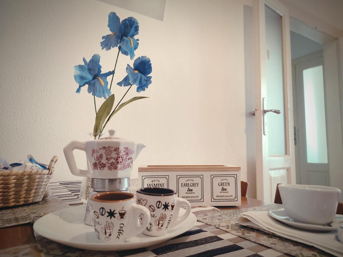 Flower 11 Apartment Bari Buitenkant foto